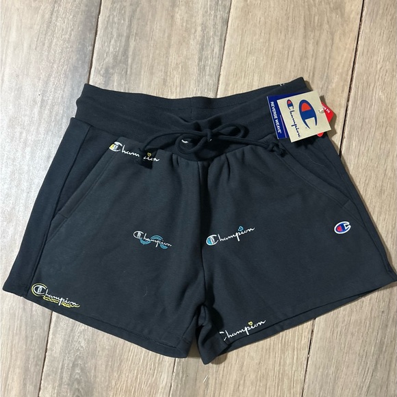 Champion Medium Black Women’s Fleece heavyweight athletic shorts logo pockets - Picture 5 of 5